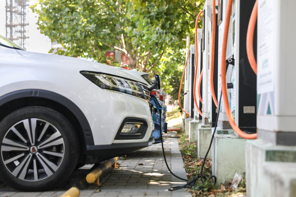 Unsa ang pagmentinar sa mga electric vehicle